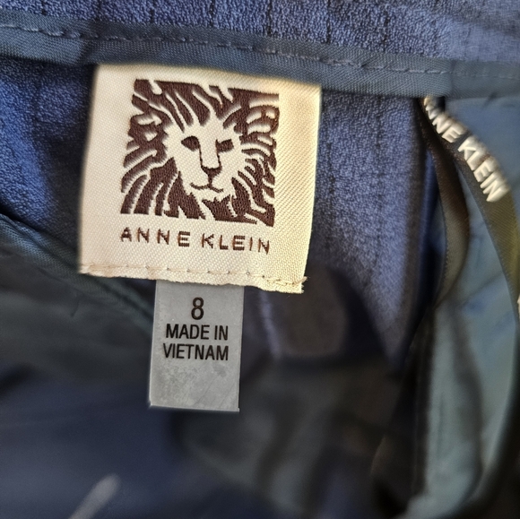 Anne Klein Blue Pantsuit - Picture 10 of 12